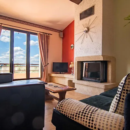 Les Velours By Interhome * Tavernes